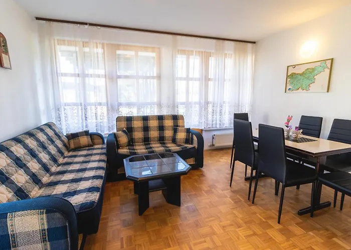 Pocitniski Apartmaji - Extraordinary In Banovci * 베라이